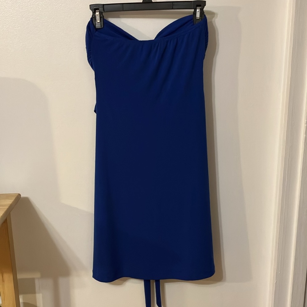 Dress - Picture 5 of 5